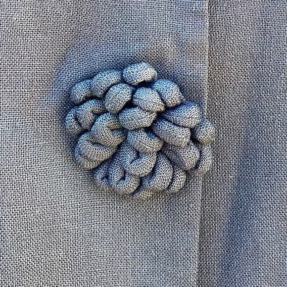 Vintage 50s cropped black jacket with 3/4 length sleeves big buttons, size small - Picture 3 of 12